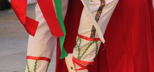Imágen de la noticia - INSCRÍBETE EN NUESTRO CURSO DE DANTZAK Y JAUZIAK